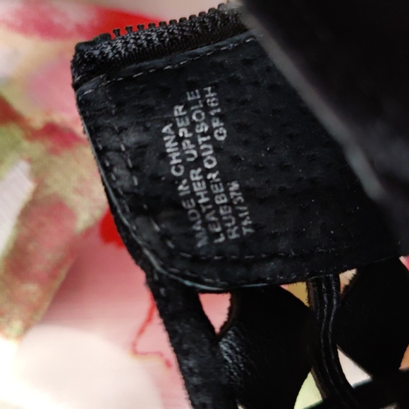 MICHAEL Michael Kors Black Laser Cut Ivy Bootie - Size 37 or US Size 7 - Picture 8 of 12